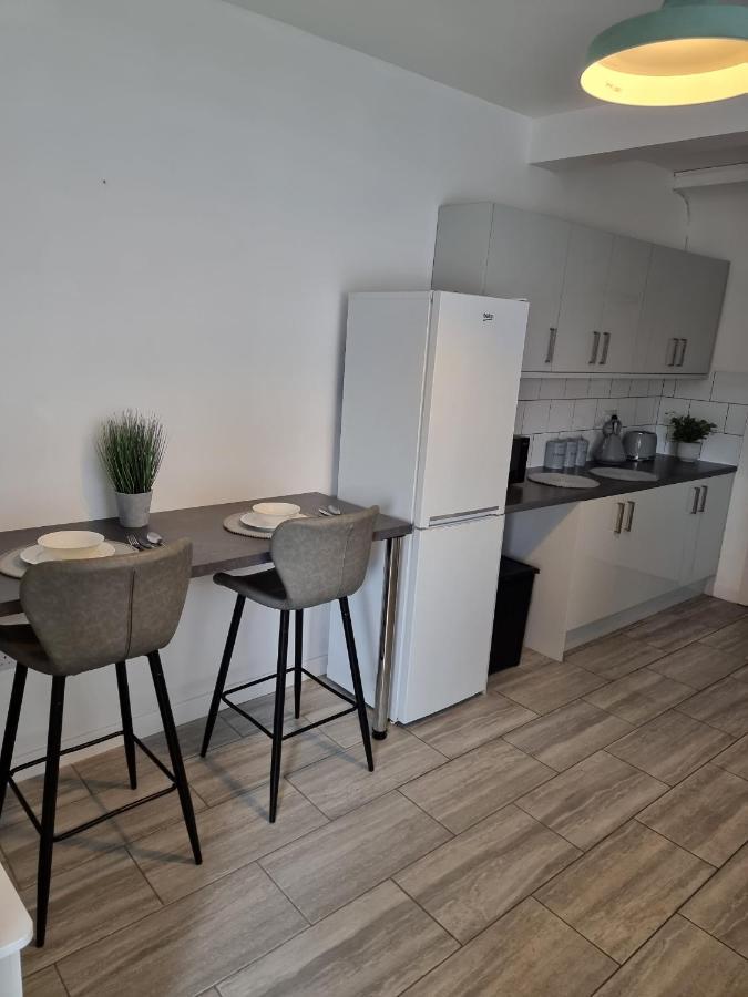 Villa 23 Woodhouse Stoke-on-Trent Esterno foto